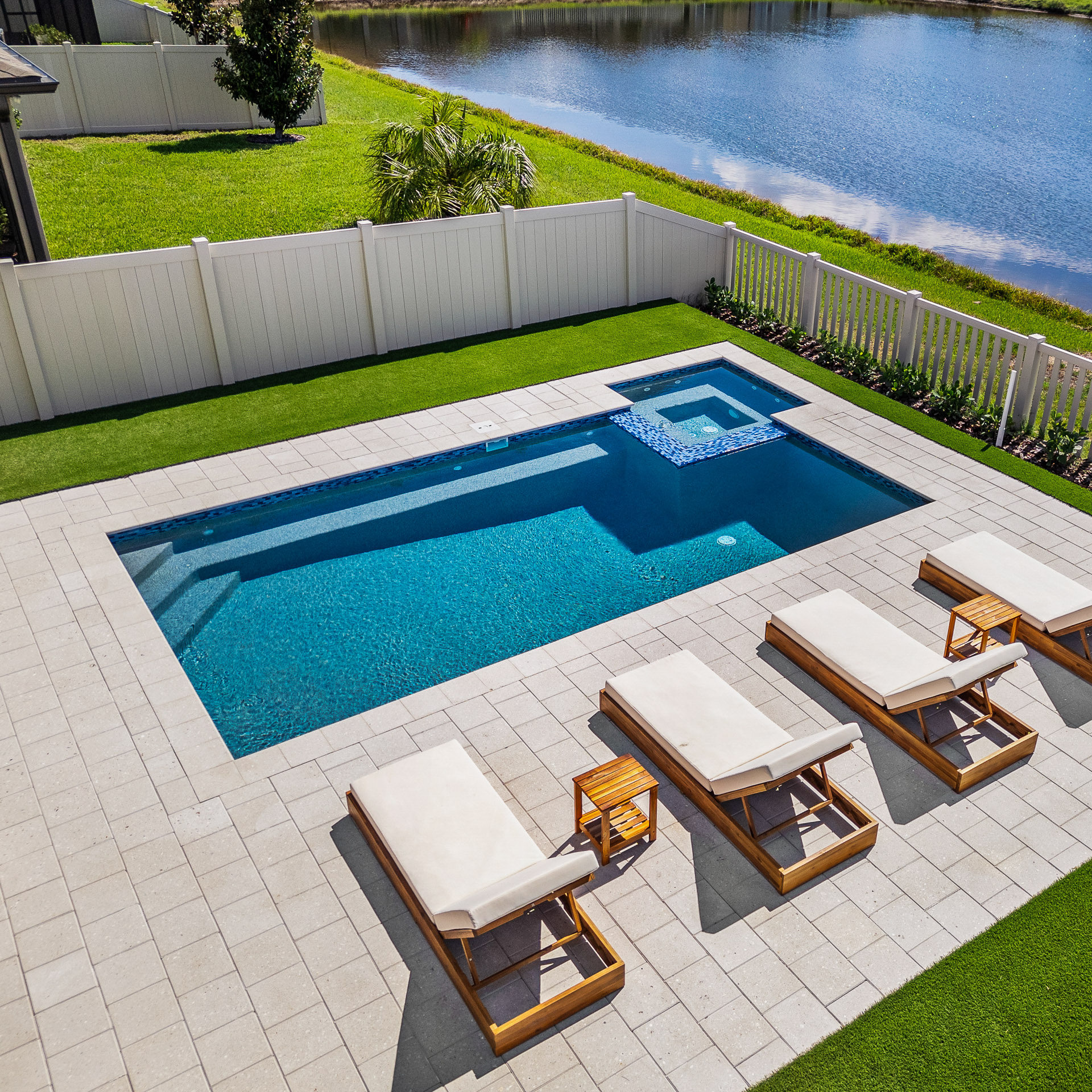 Extended swim out bench: A great feature for resting in the pool
